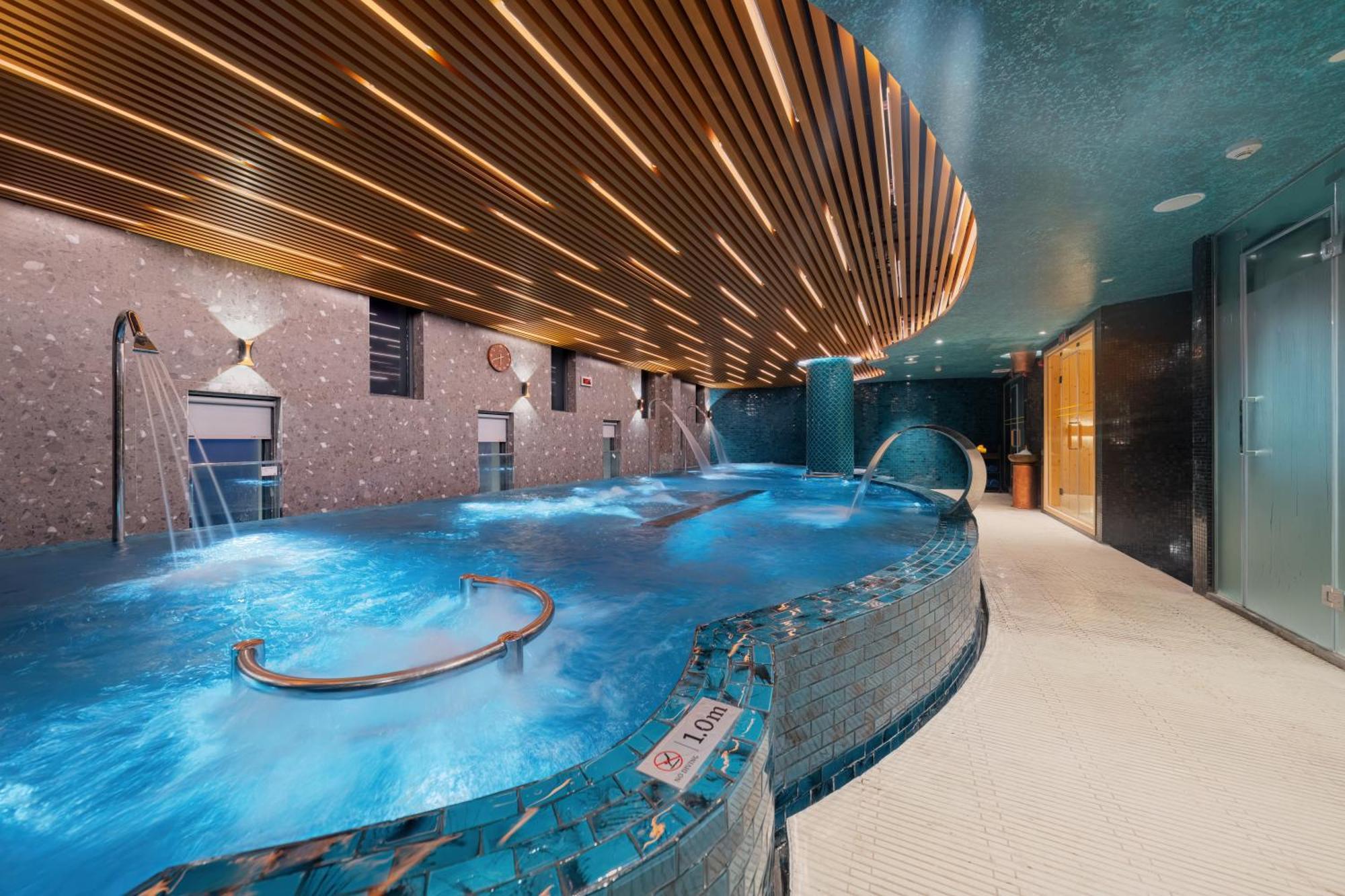 Radisson Blu Ha Long Bay Hotel Exterior foto